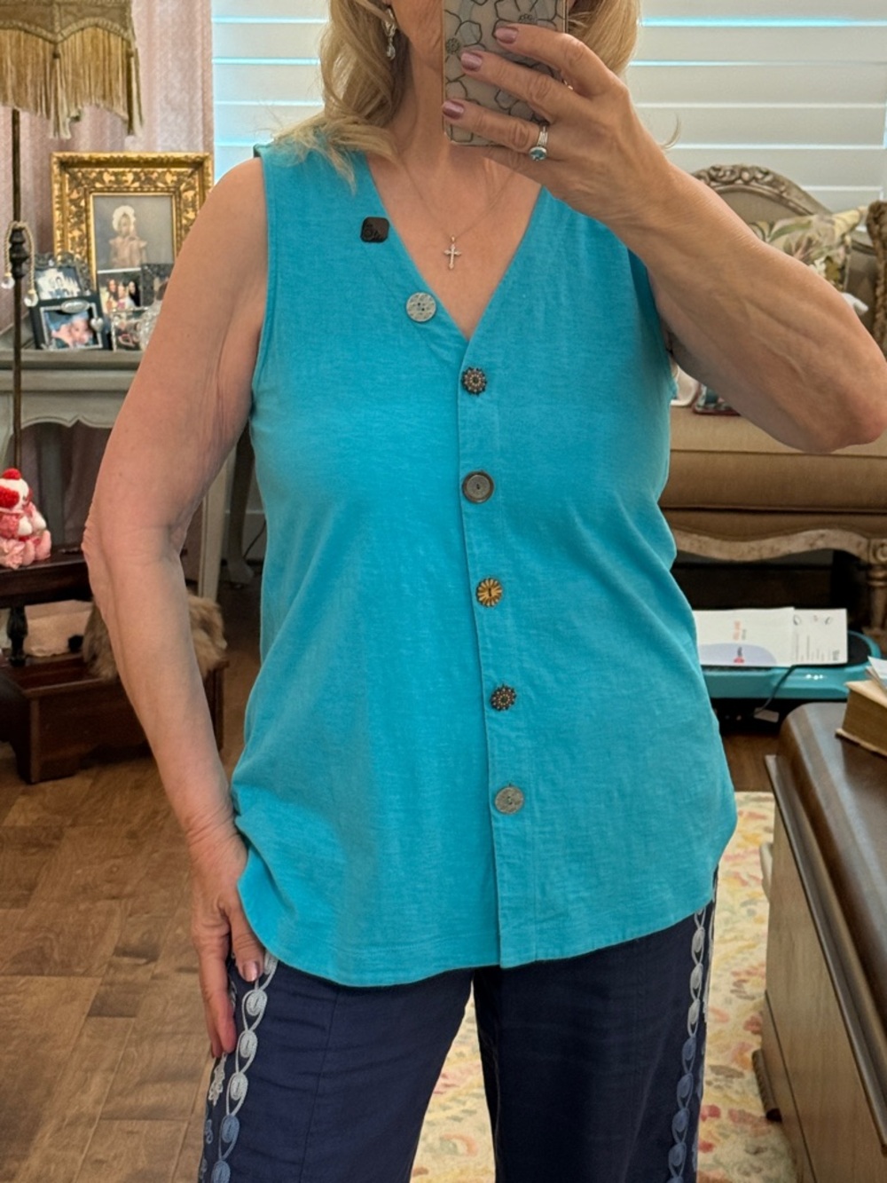 Sleeveless Turquoise Button-Front Women's Top